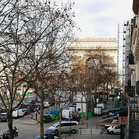 Junior Avec Balcon Et Vue Sur Arc De Triomphe Bed & Breakfast 4*