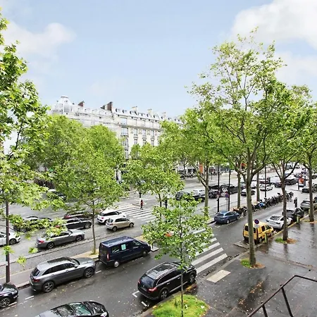 Junior Avec Balcon Et Vue Sur Arc De Triomphe 4* Paris