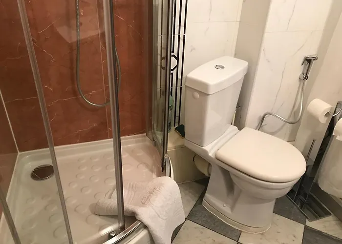 Bed & Breakfast Junior Avec Balcon Et Vue Sur Arc De Triomphe